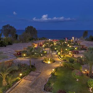 Xperience Hill-Top Beach Resort